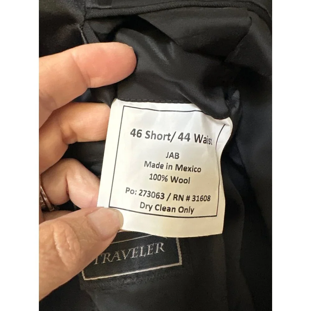 Jos A Bank Tuxedo Jacket Mens 46‎ Short Wool Travelers Black Satin Lapel